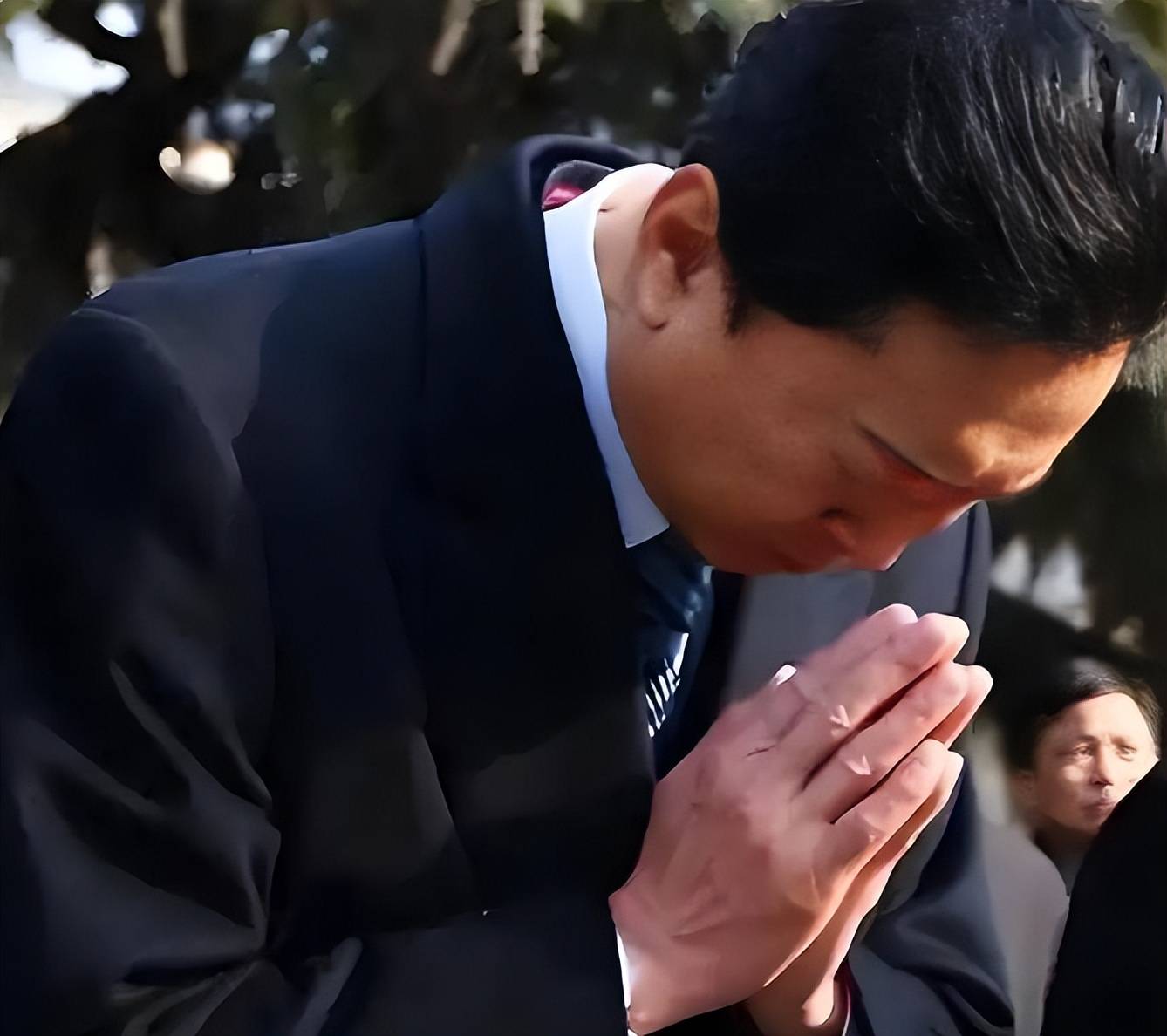 日本前首相一语惊人：中国不该独自应对美国日韩可以成为帮手！